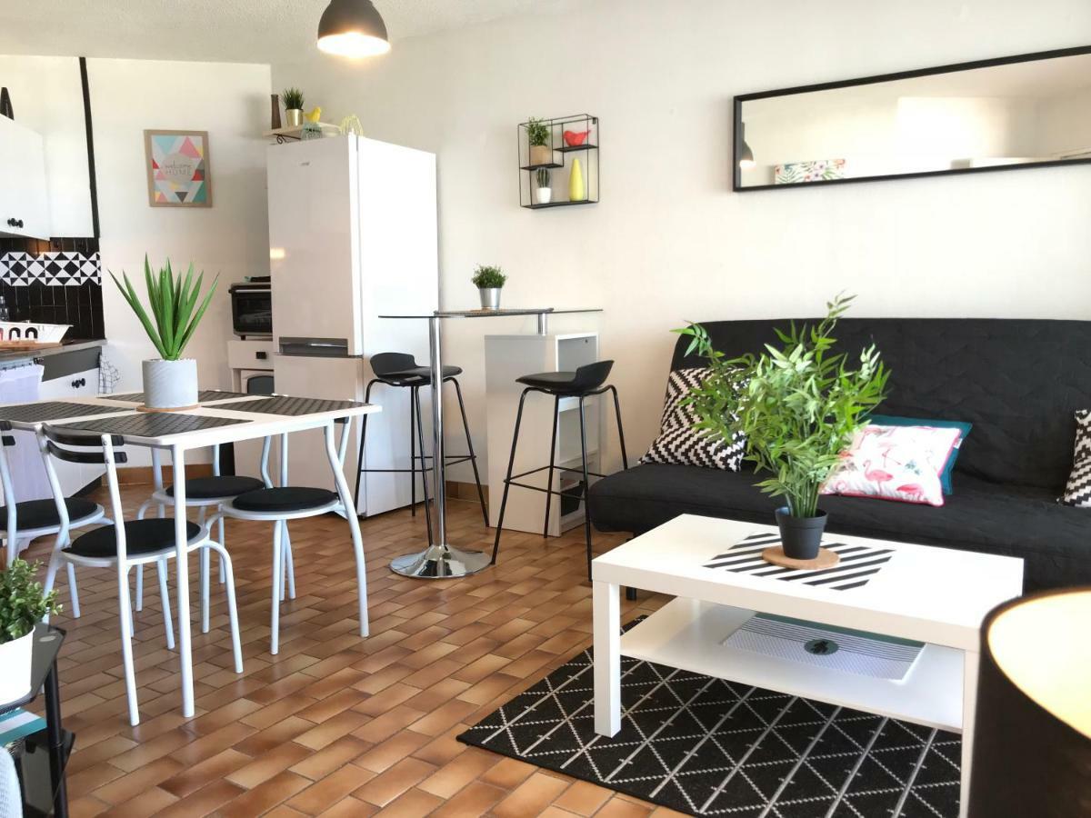 Apartment Exceptionnel ! Vue Imprenable Sur Mer. *